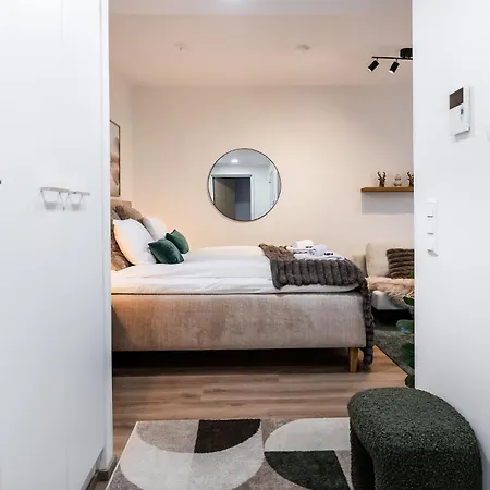 Nordic - Brand New - Floor - Downtown - Fast Wifi 罗瓦涅米