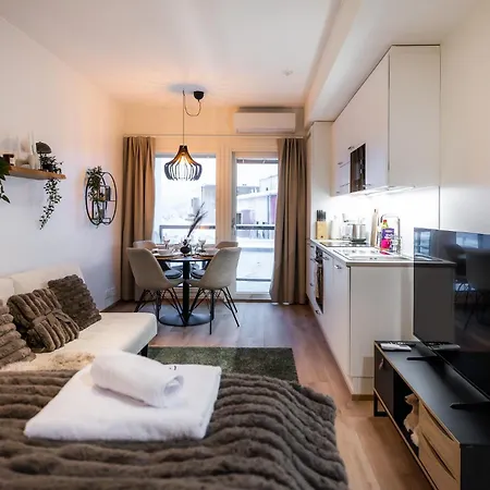 Nordic - Brand New - Floor - Downtown - Fast Wifi شقة *