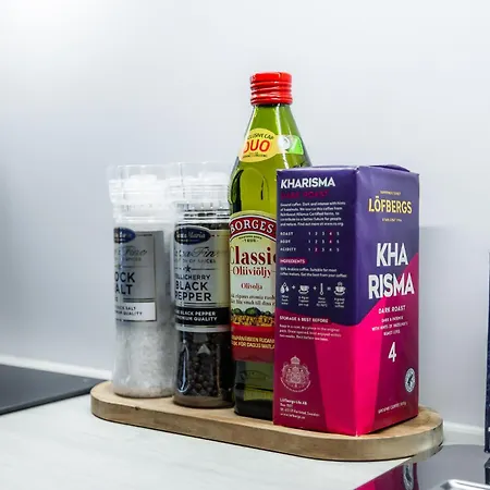 Nordic - Brand New - Floor - Downtown - Fast Wifi Апартаменты *