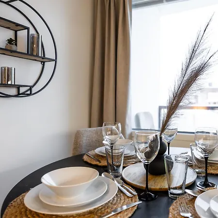 Nordic - Brand New - Floor - Downtown - Fast Wifi