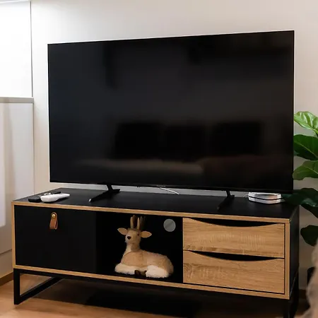 Nordic - Brand New - Floor - Downtown - Fast Wifi Апартаменты