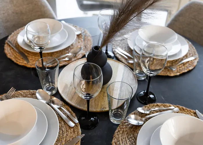 Nordic - Brand New - Floor - Downtown - Fast Wifi *